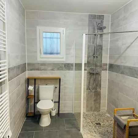 La Maison Jumelle Elm Holiday home *