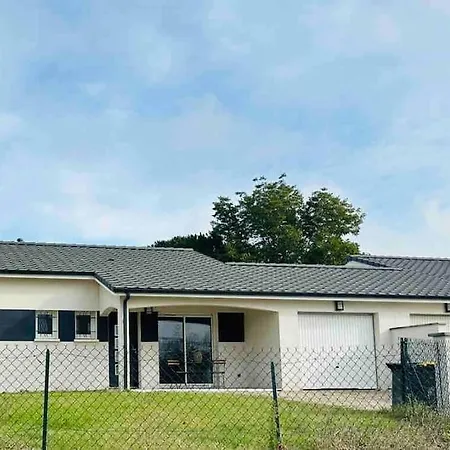La Maison Jumelle Elm Holiday home